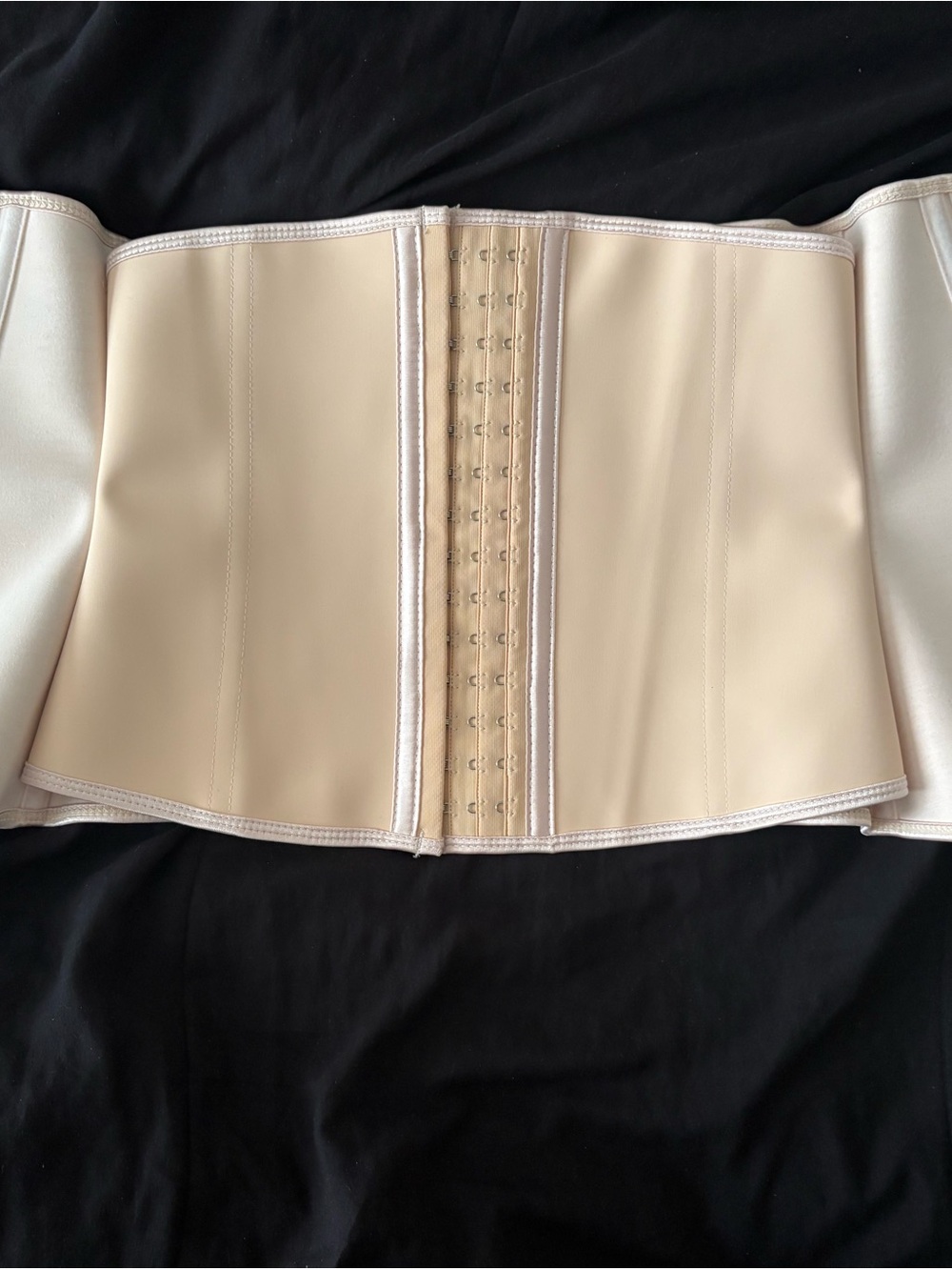 13-Bone Latex Waist Trainer with Hooks & Zipper - Beige - Small - Picture 4 of 6